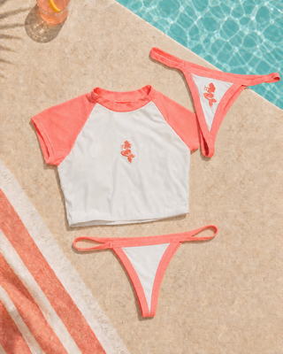 Set coral raglán Coral Breeze de SIRENA by TAURO, vistas frontal y posterior sin lazos