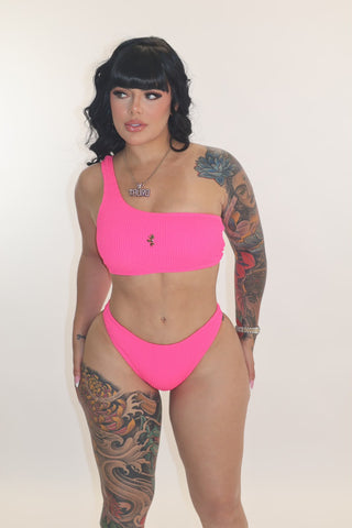 Pink Rush bikini rosa neon - modelo